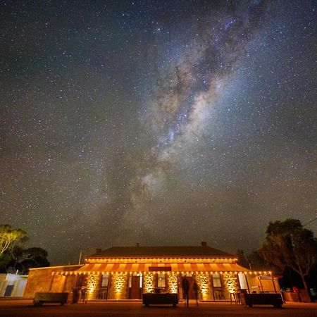 Prairie Hotel Parachilna Екстериор снимка